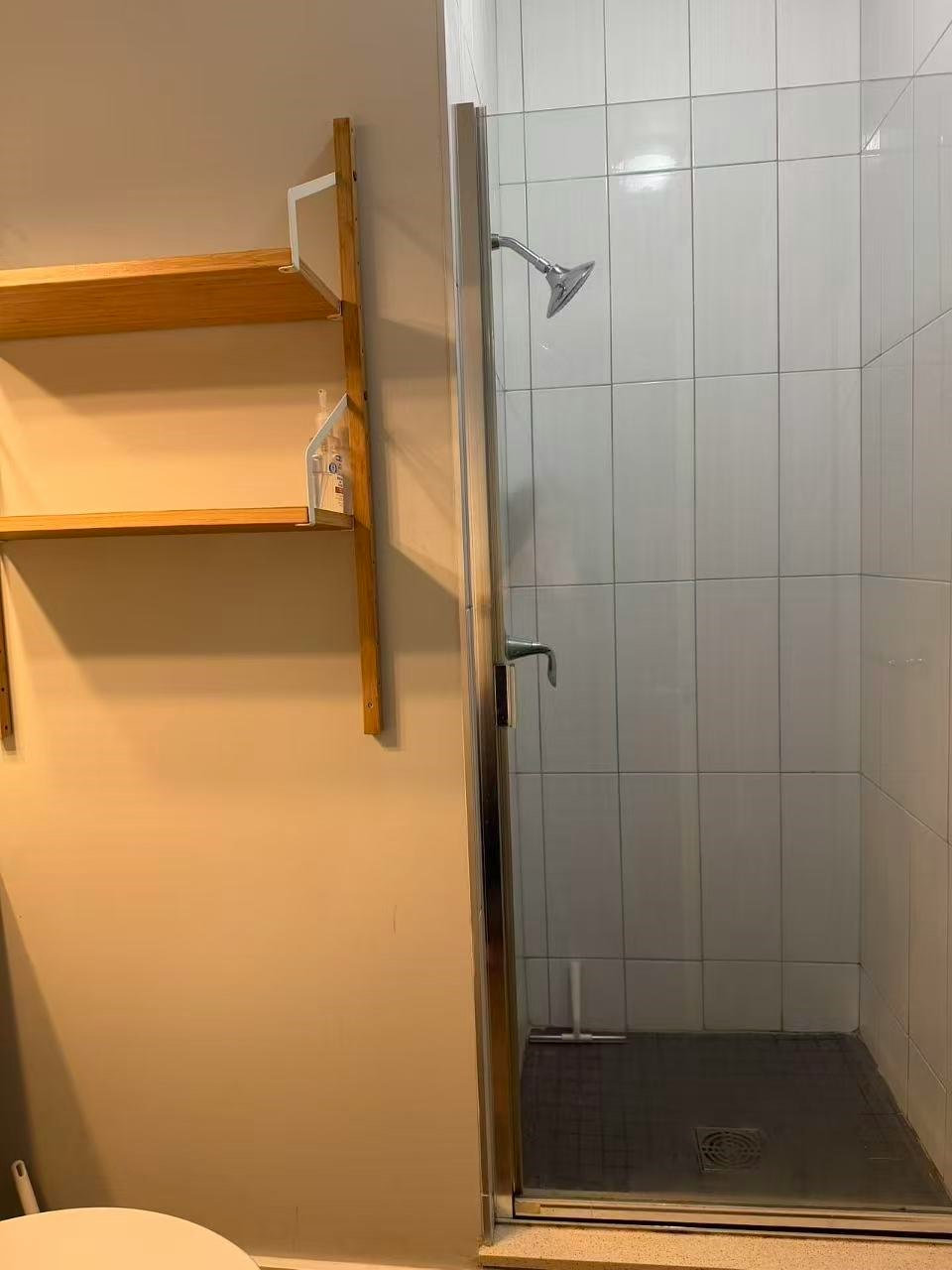 ensuite-5335 Irving Street Street, Burnaby, BC, V5H 1V1 - 8