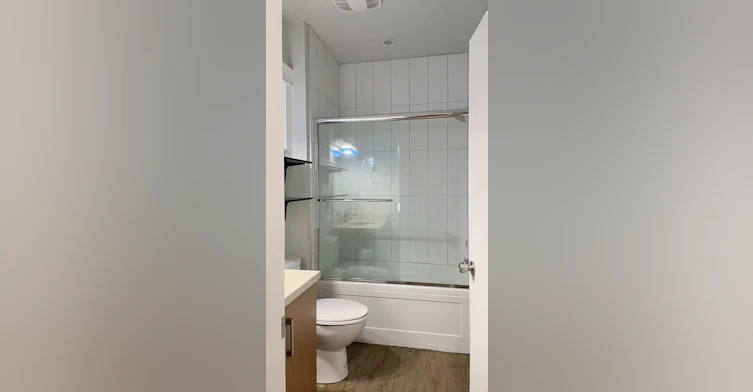 ensuite-5335 Irving Street Street, Burnaby, BC, V5H 1V1 - 4