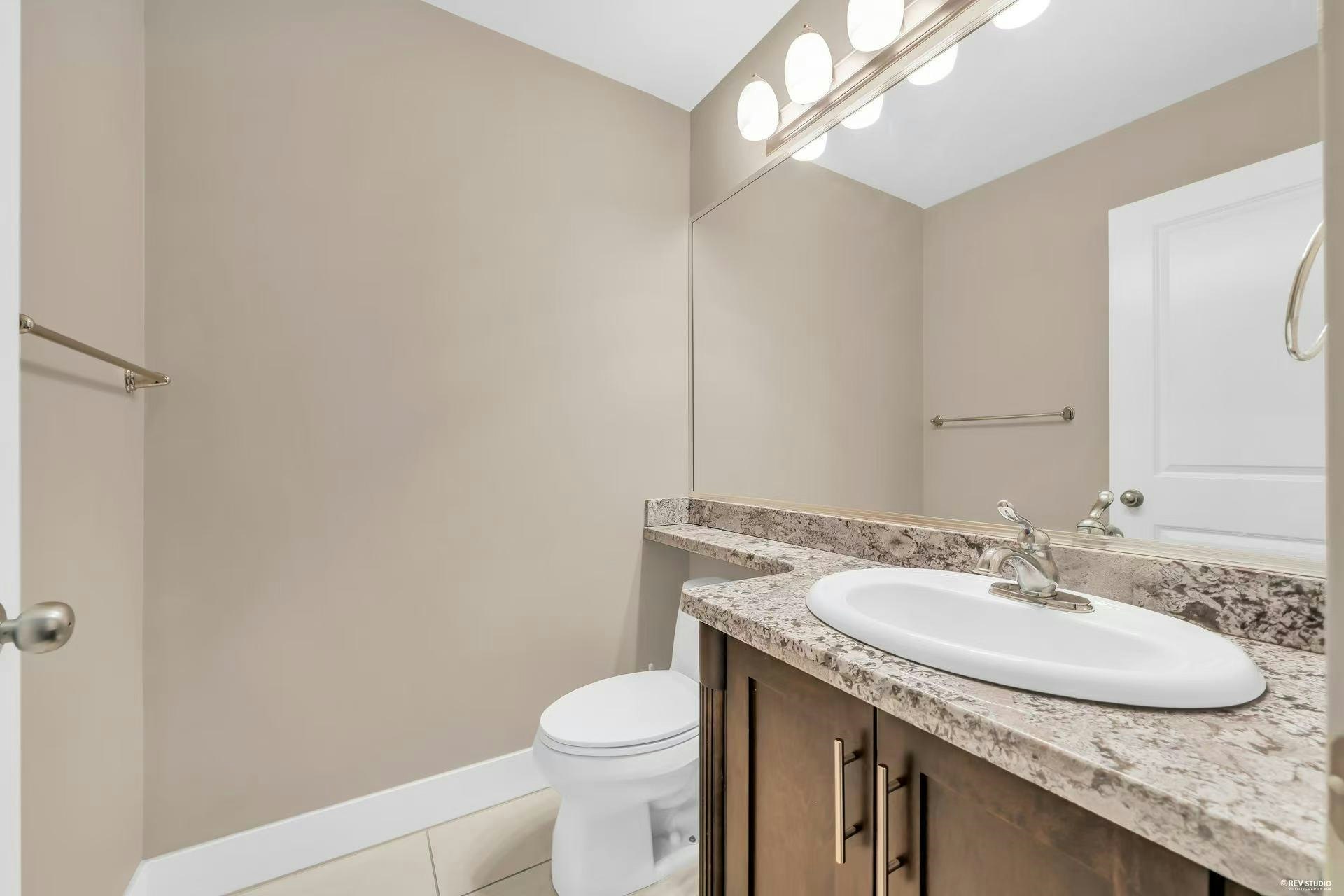15933 86a Ave, Surrey, BC, V4N 5P7 - 14