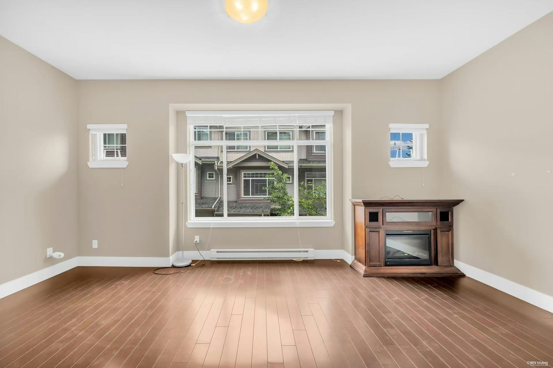 15933 86a Ave, Surrey, BC, V4N 5P7 - 4
