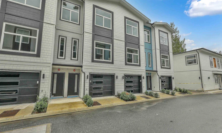 11-8924 Cedar Street