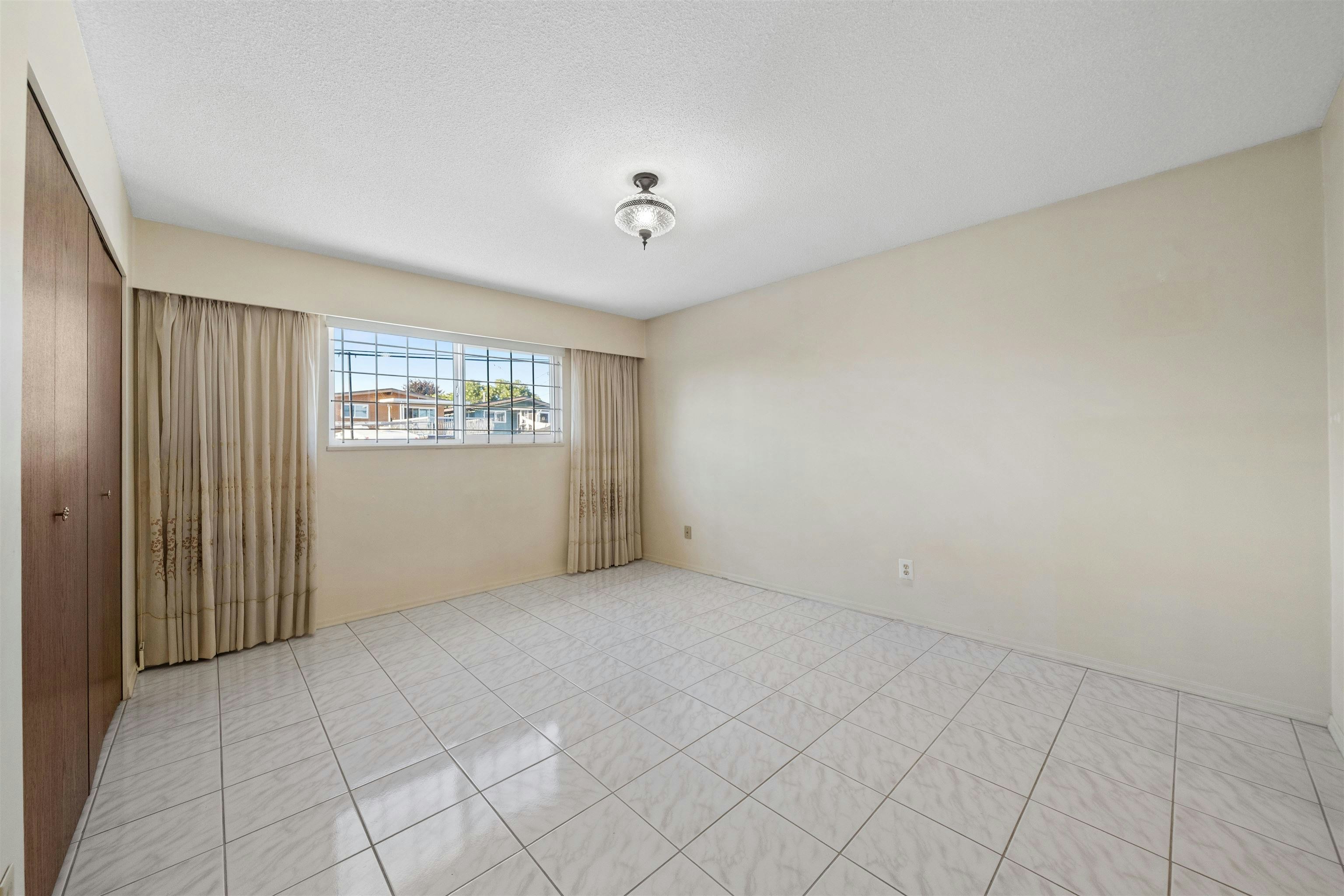 4741 Union Street, Burnaby, BC, V5C 2Y5 - 19
