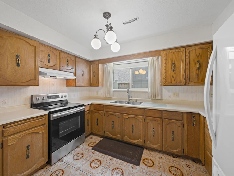 4741 Union Street, Burnaby, BC, V5C 2Y5 - 26