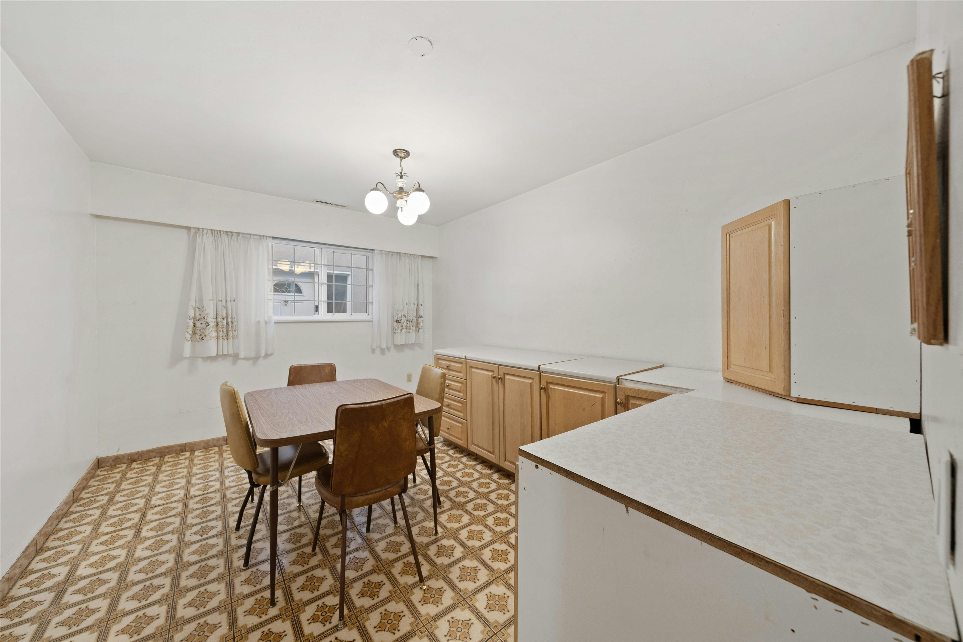 4741 Union Street, Burnaby, BC, V5C 2Y5 - 30