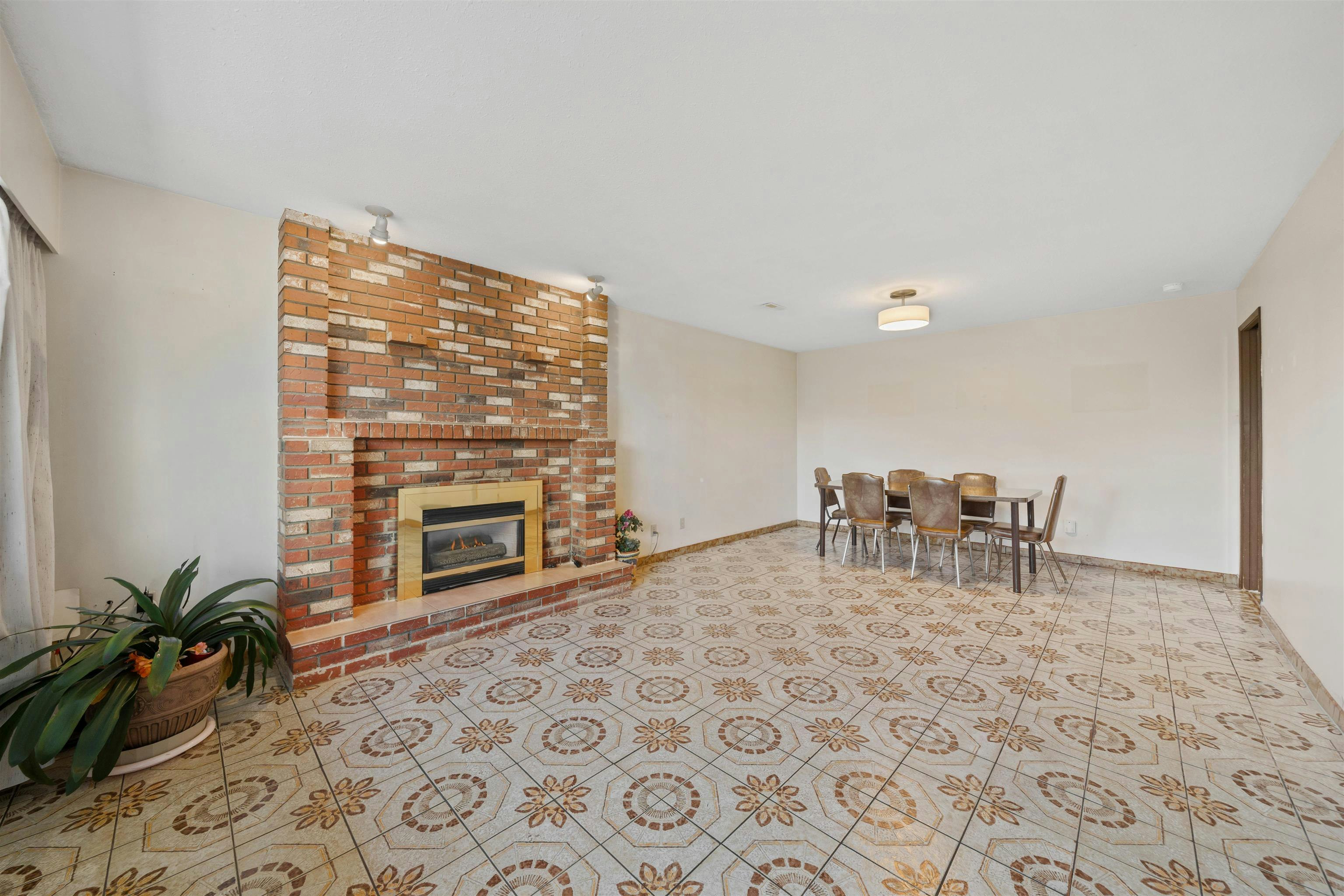 4741 Union Street, Burnaby, BC, V5C 2Y5 - 24