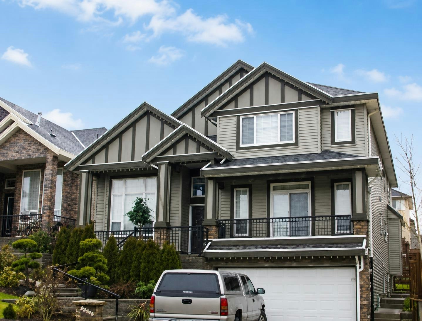 18921 54a Avenue, Surrey, BC, V3S 6R4