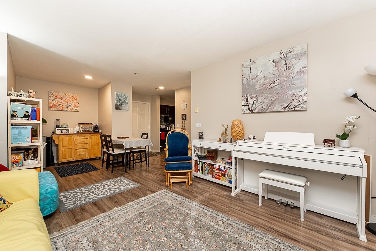 206-1154 Westwood Street, Coquitlam, BC, V3B 7J1 - 12
