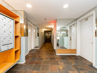206-1154 Westwood Street - 5