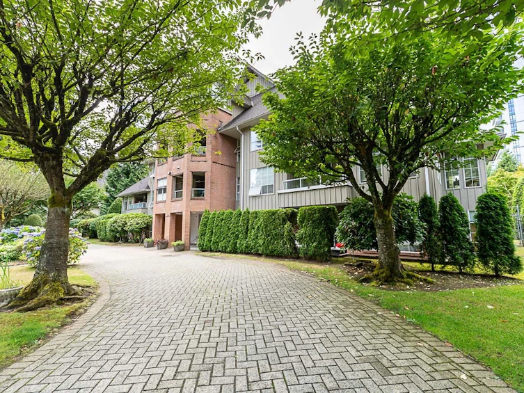 206-1154 Westwood Street, Coquitlam, BC, V3B 7J1 - 2