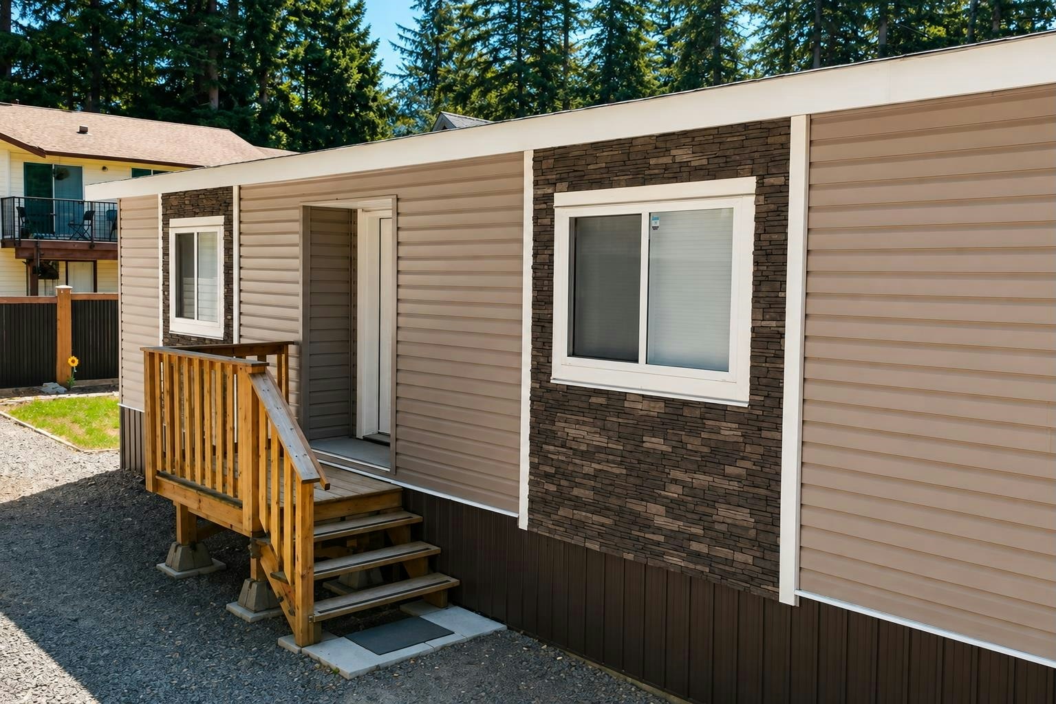 3940 204 Street, Langley, BC, V3A 1X4
