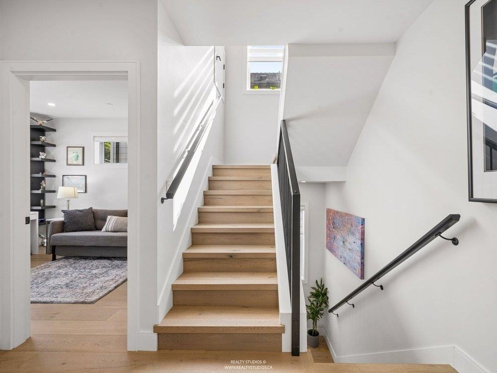 3535 E Georgia Street, Vancouver, BC, V5K 2L9 - 26