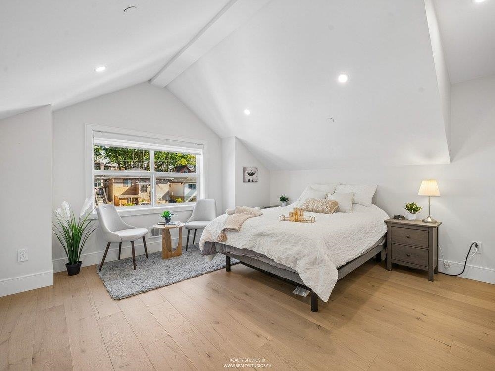 3535 E Georgia Street, Vancouver, BC, V5K 2L9 - 18