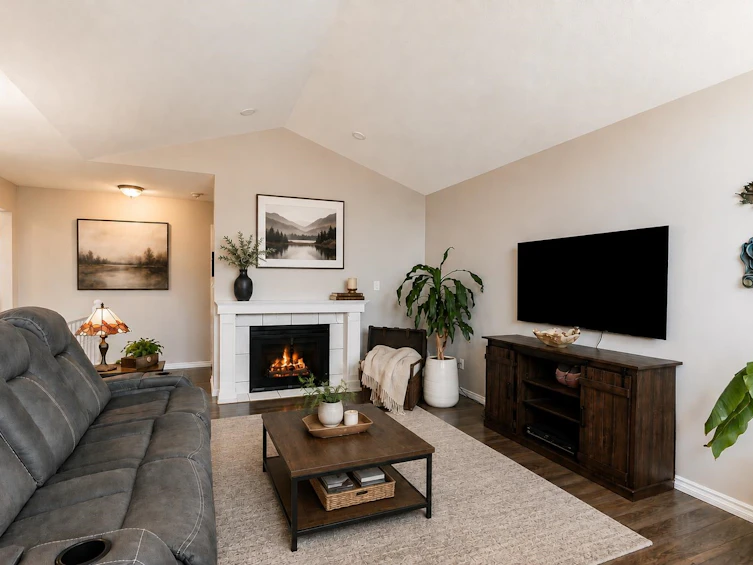8117 Crosby Street, Mission, BC, V2V 6L6 - 3