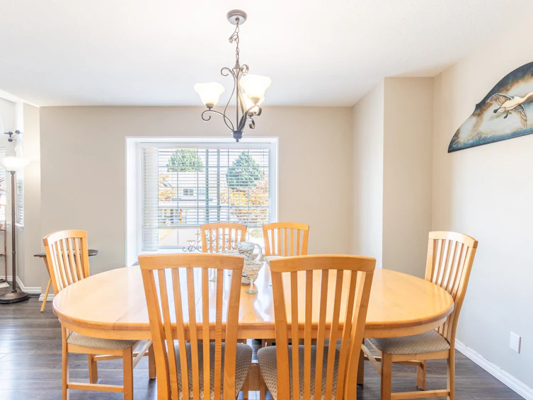 8117 Crosby Street, Mission, BC, V2V 6L6 - 9