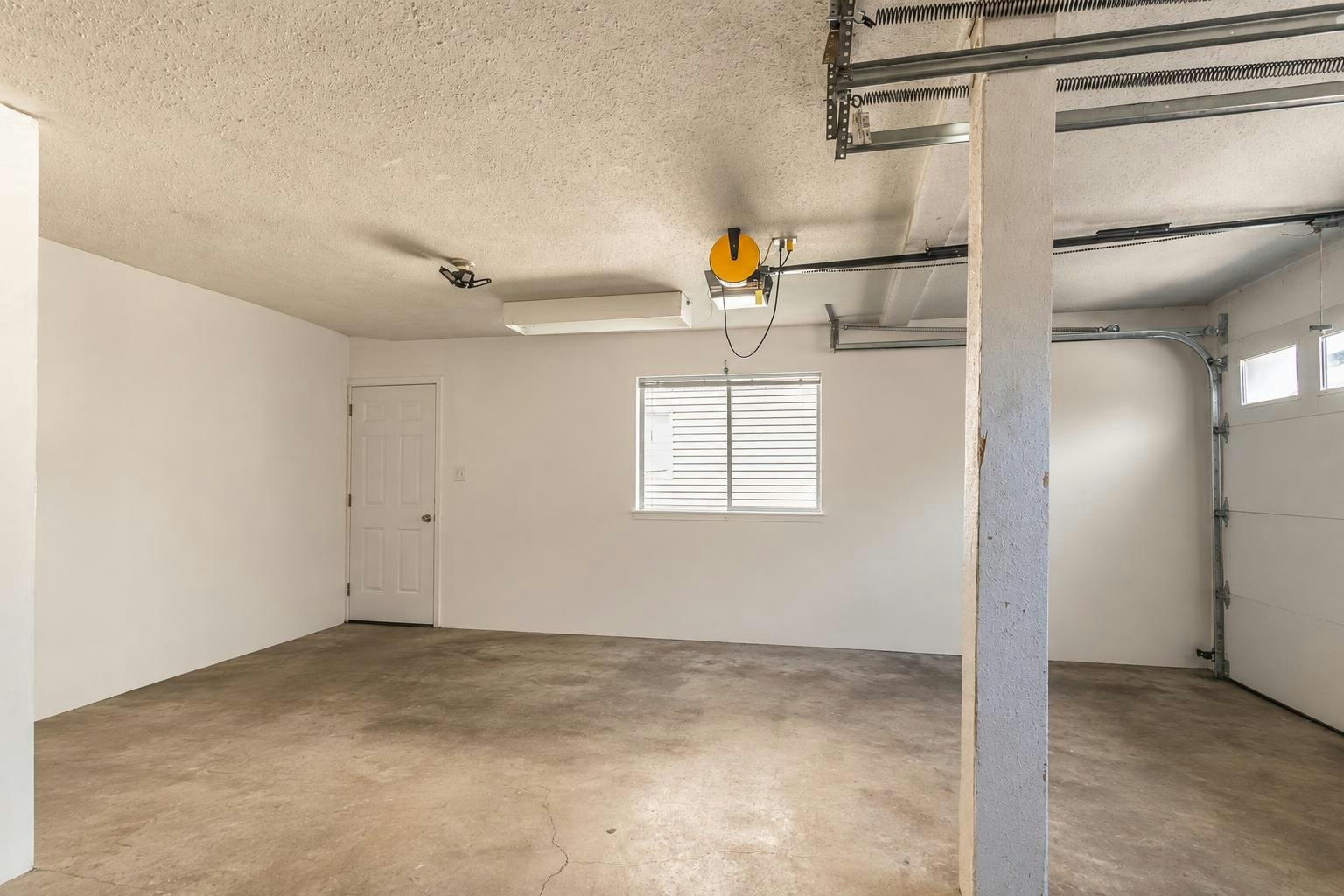 8117 Crosby Street, Mission, BC, V2V 6L6 - 34