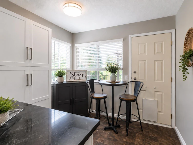8117 Crosby Street, Mission, BC, V2V 6L6 - 8
