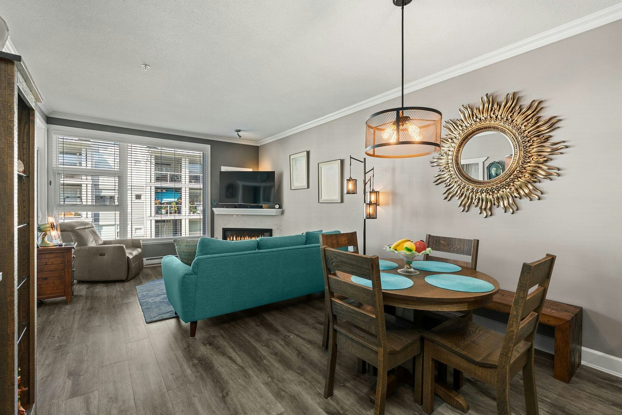 315-4600 Westwater Drive - 3