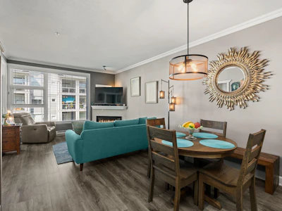 315-4600 Westwater Drive - 3