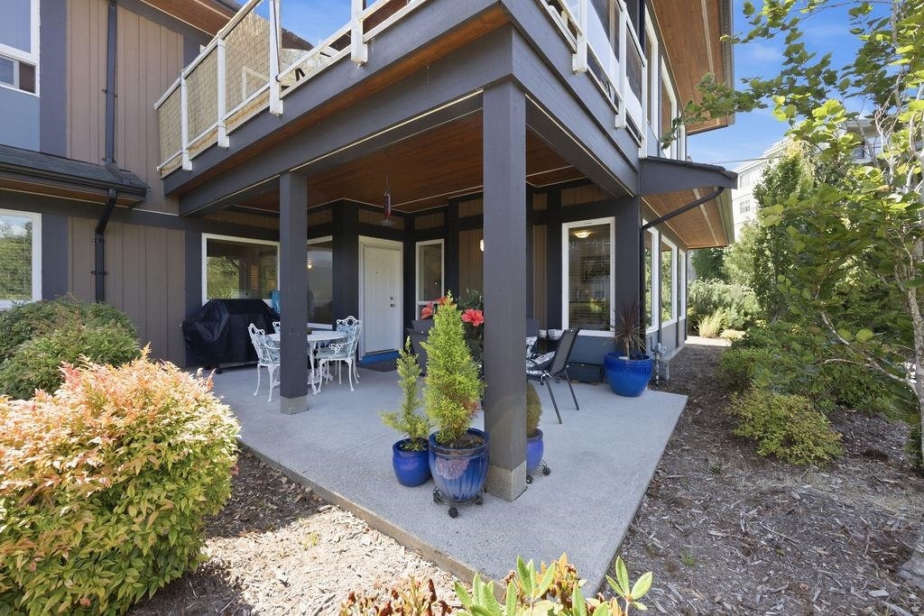 1-5778 Marine Way, Sechelt, BC, V7Z 0L8