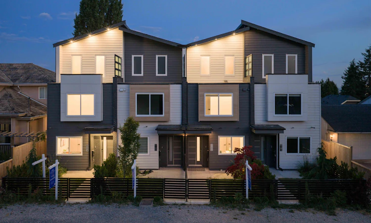 103-914 Rochester Avenue