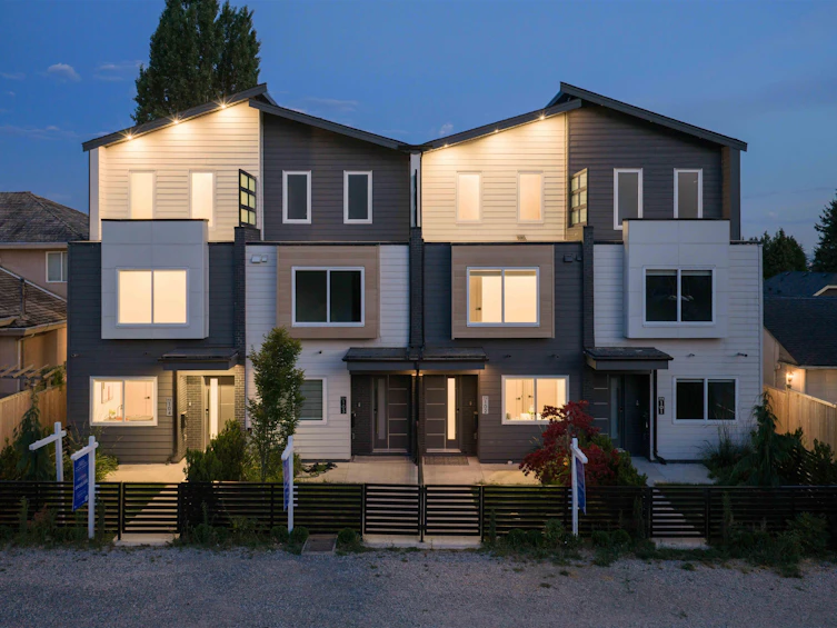 103-914 Rochester Avenue, Coquitlam, BC, V3K 2W6