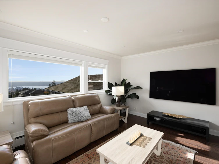 4050 St. Pauls Avenue, North Vancouver, BC, V7N 1T5 - 15