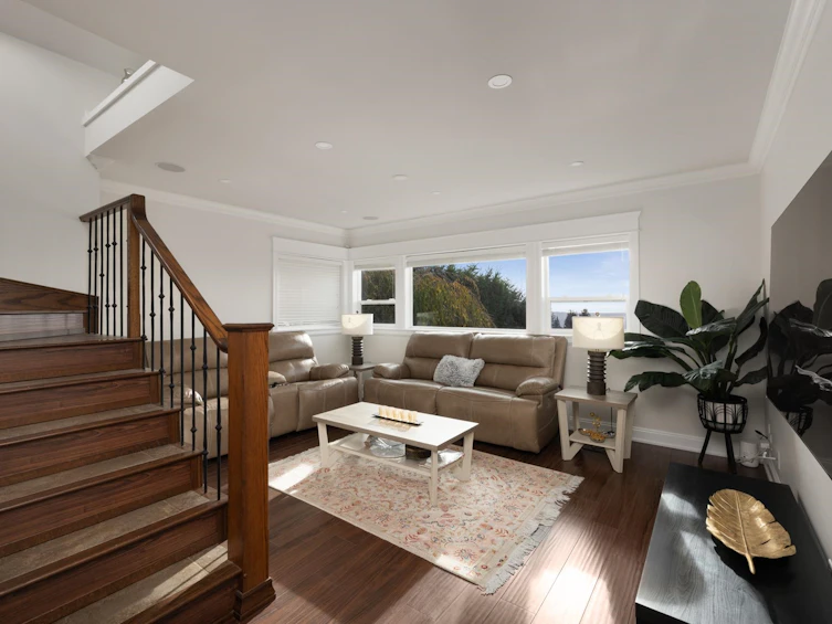 4050 St. Pauls Avenue, North Vancouver, BC, V7N 1T5 - 14