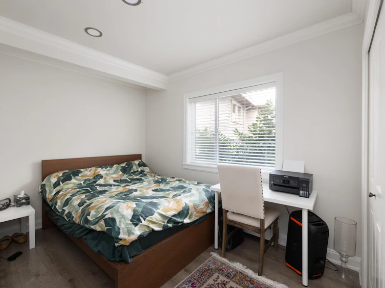 4050 St. Pauls Avenue, North Vancouver, BC, V7N 1T5 - 33