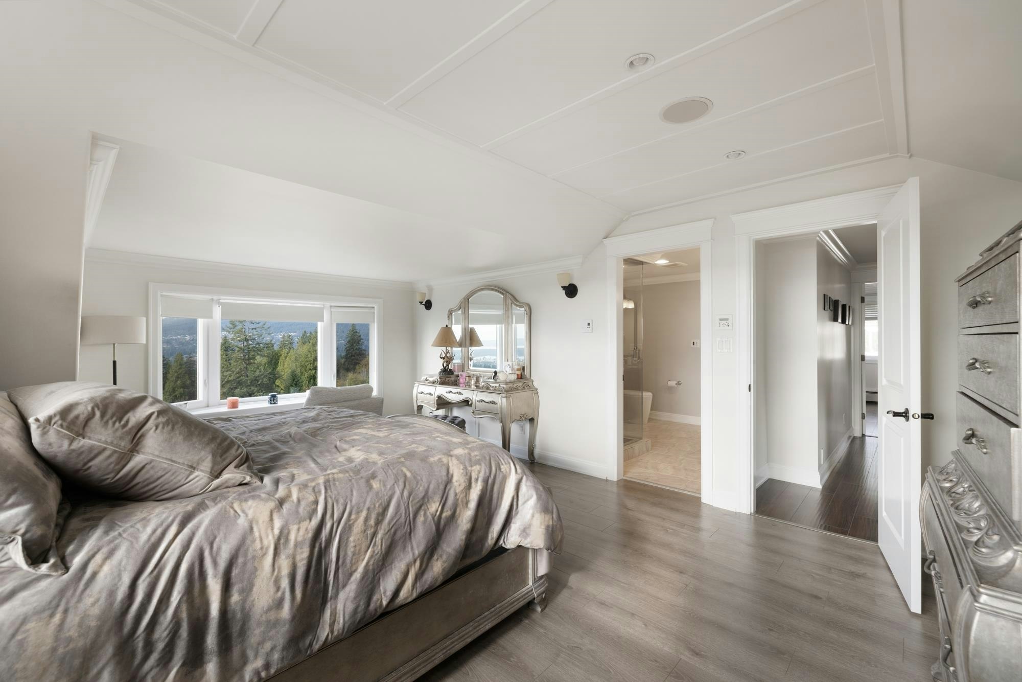 4050 St. Pauls Avenue, North Vancouver, BC, V7N 1T5 - 17