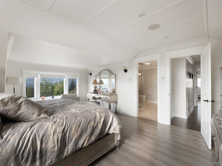 4050 St. Pauls Avenue, North Vancouver, BC, V7N 1T5 - 17