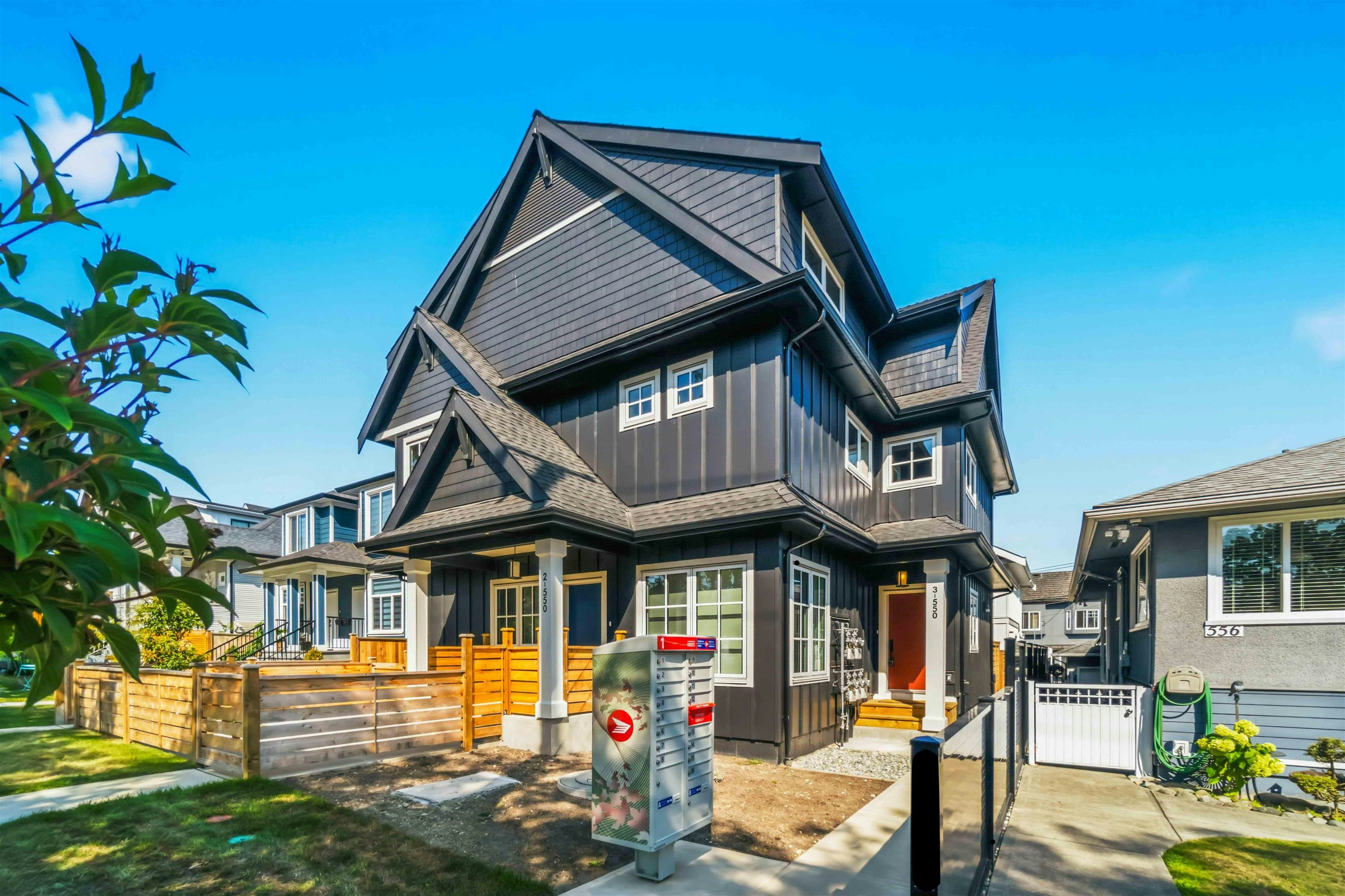 3-550 Kaslo Street, Vancouver, BC, V5K 3Z2