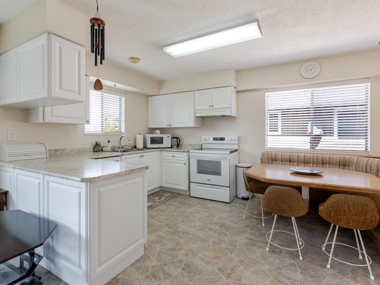 9075 117 Street, Delta, BC, V4C 7L6 - 8