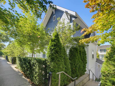 84-15268 28 Avenue - 2