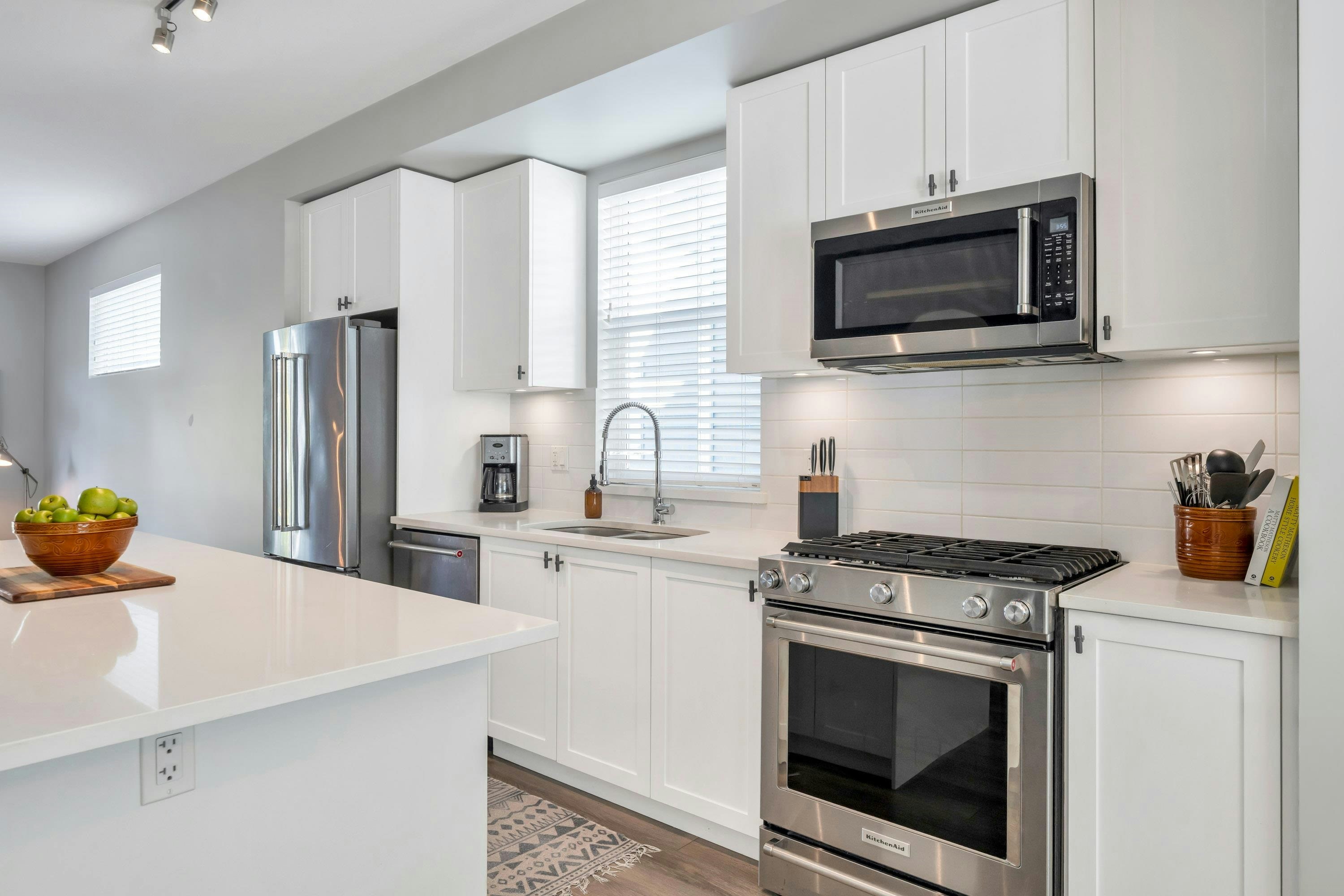 84-15268 28 Avenue, Surrey, BC, V4P 0E8 - 15