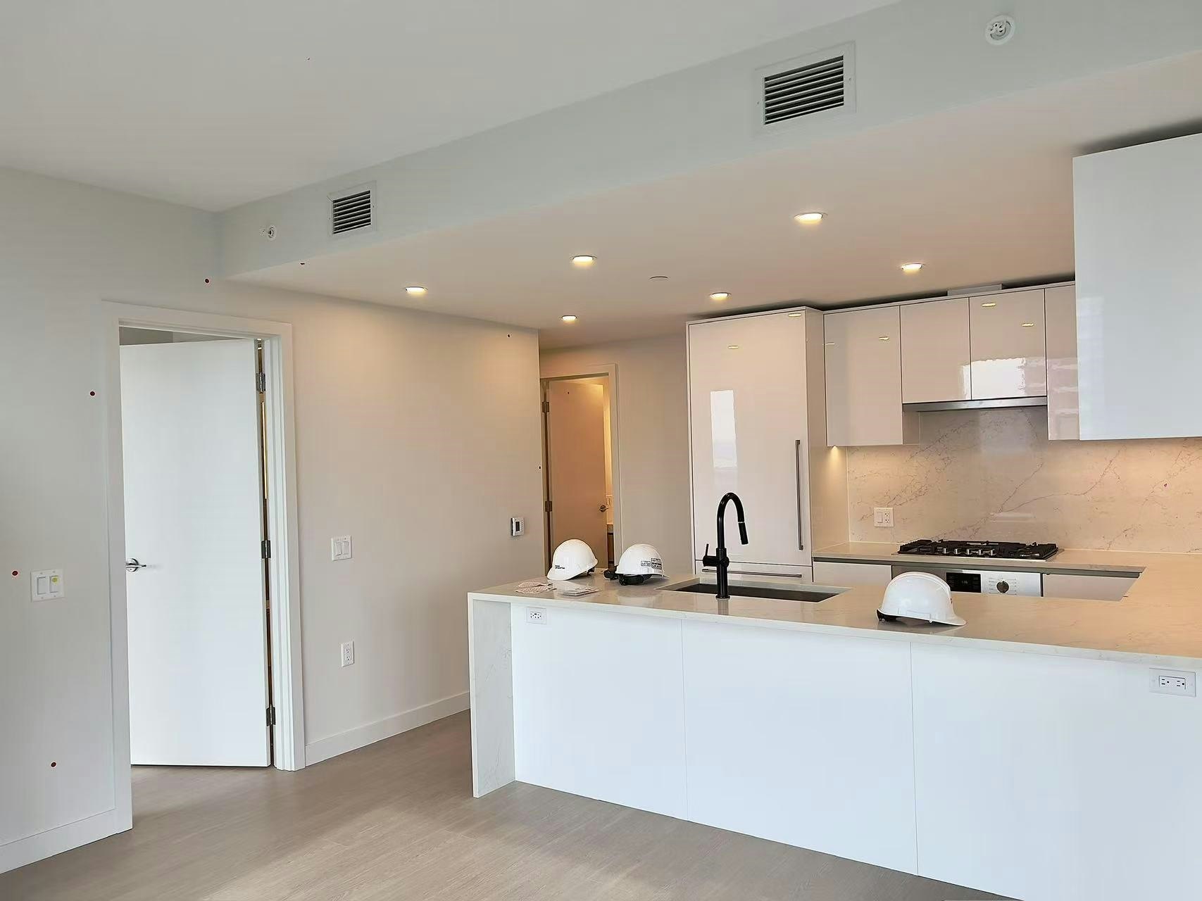5987 Wilson Avenue, Burnaby, BC, V5H 0L7 - 2