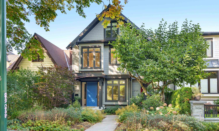 2727 W 14th Avenue