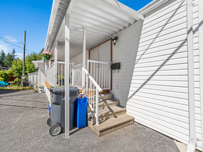 20-24330 Fraser Highway - 4