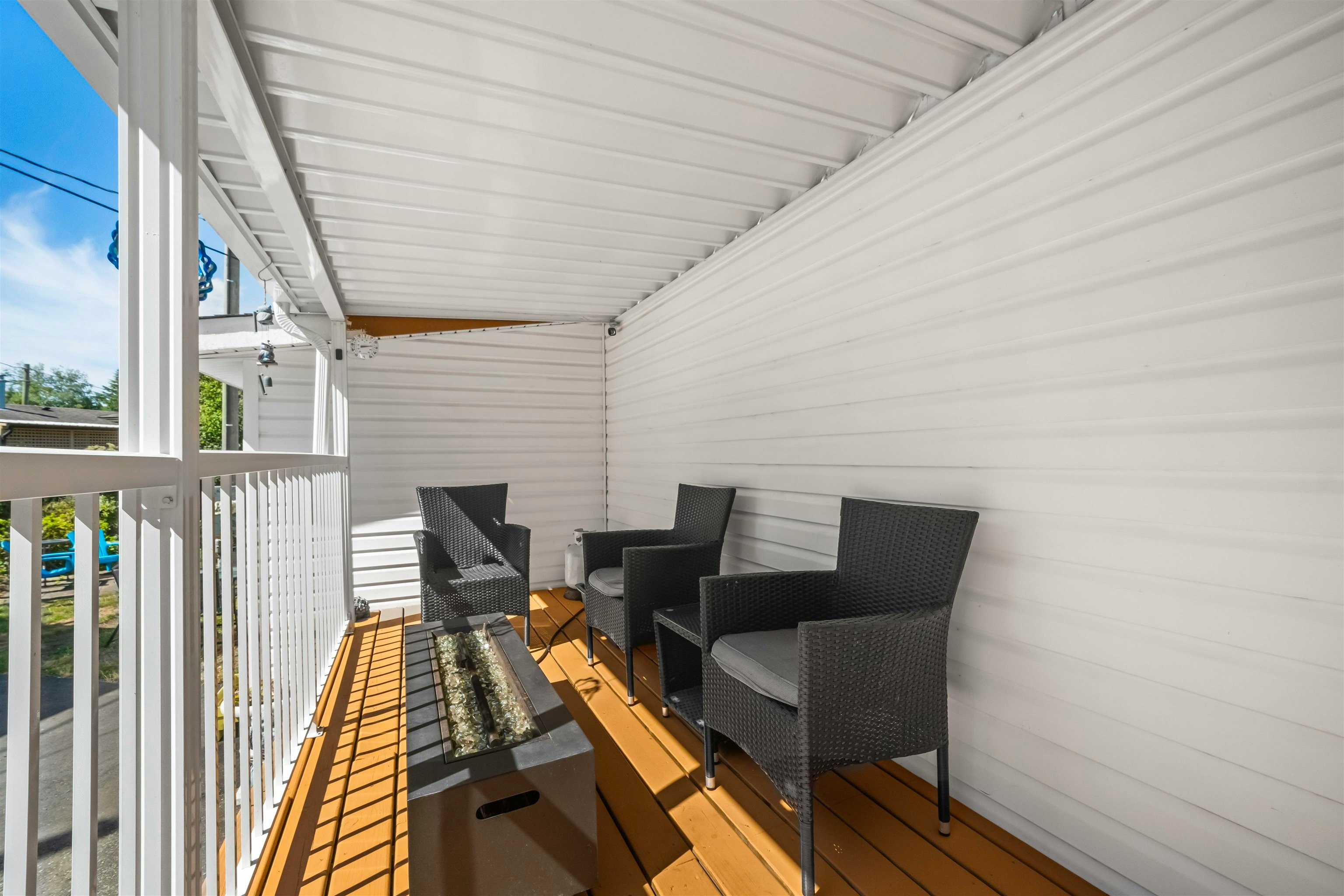 20-24330 Fraser Highway - 5