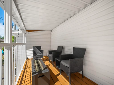 20-24330 Fraser Highway - 5