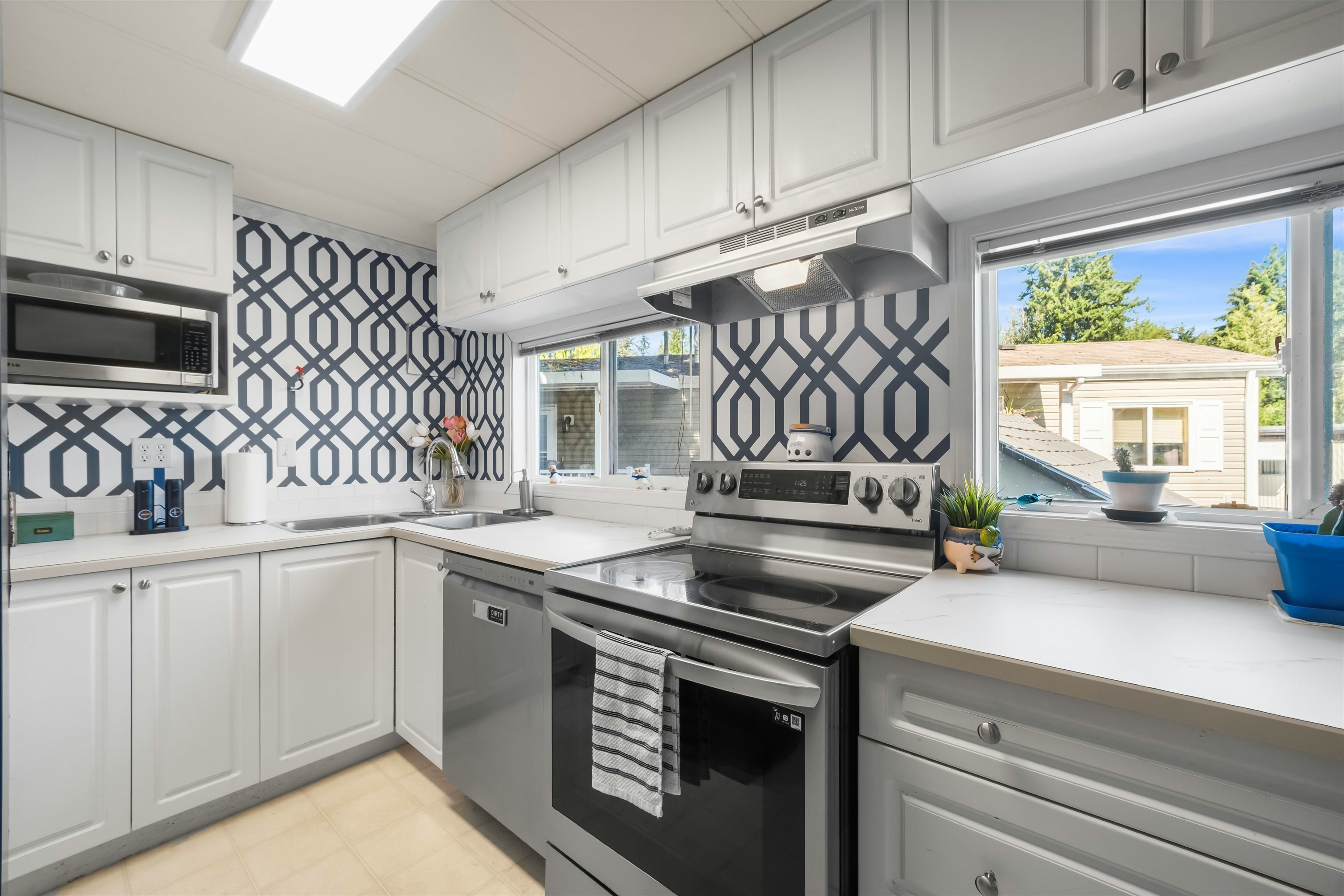 20-24330 Fraser Highway, Langley, BC, V2Z 1N2 - 16