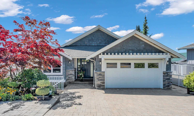 1126 Ioco Road