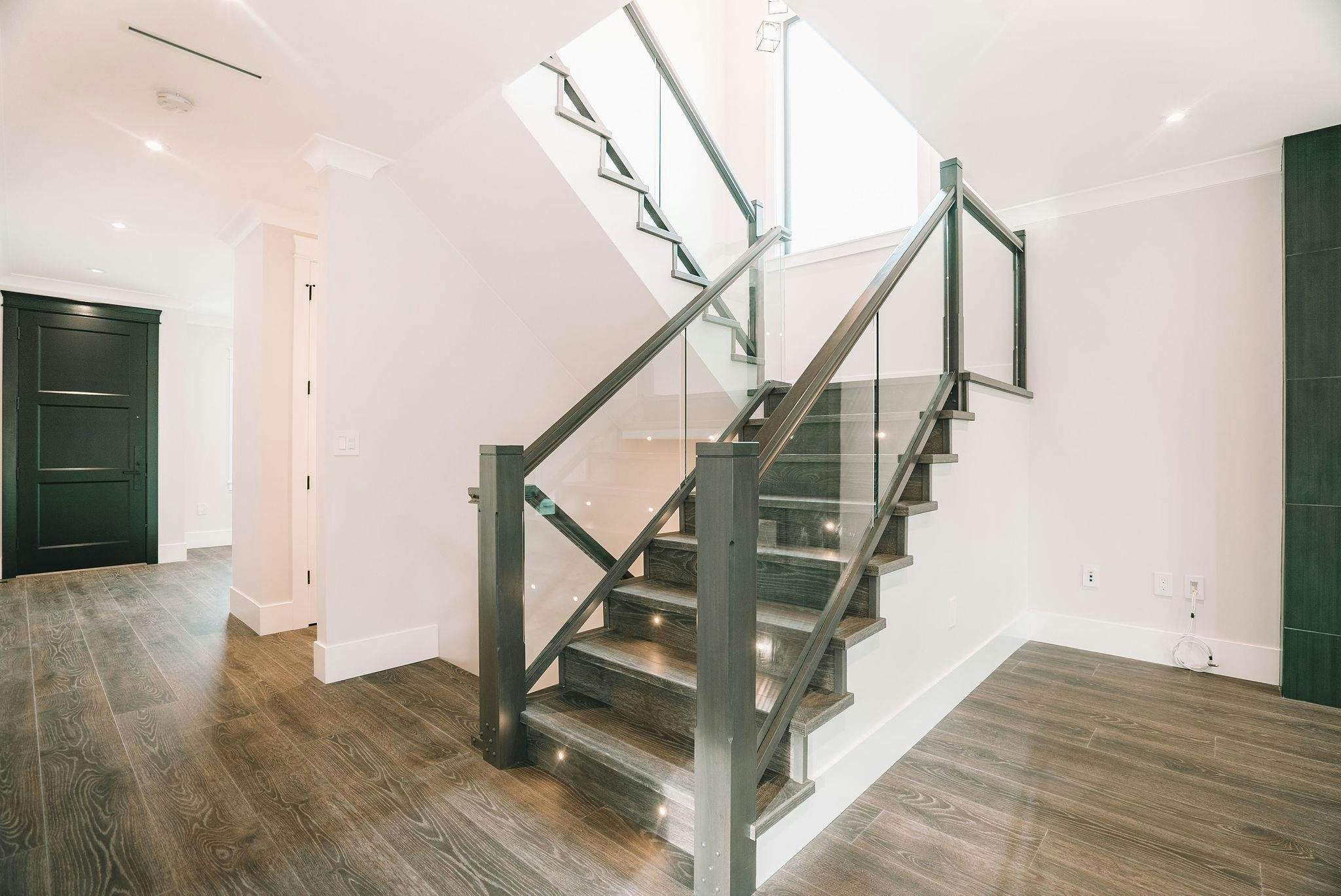306 Eighth Avenue, New Westminster, BC, V3L 1Y2 - 26