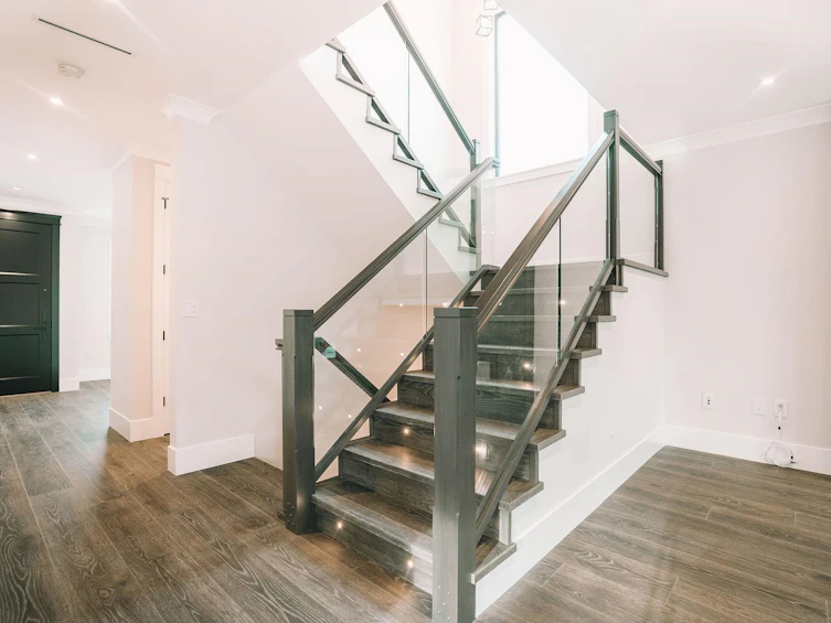 306 Eighth Avenue, New Westminster, BC, V3L 1Y2 - 26