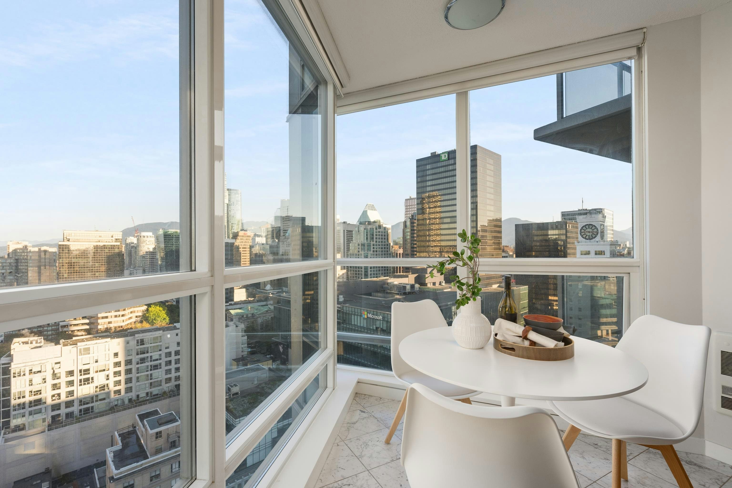 2110-833 Seymour Street - 5