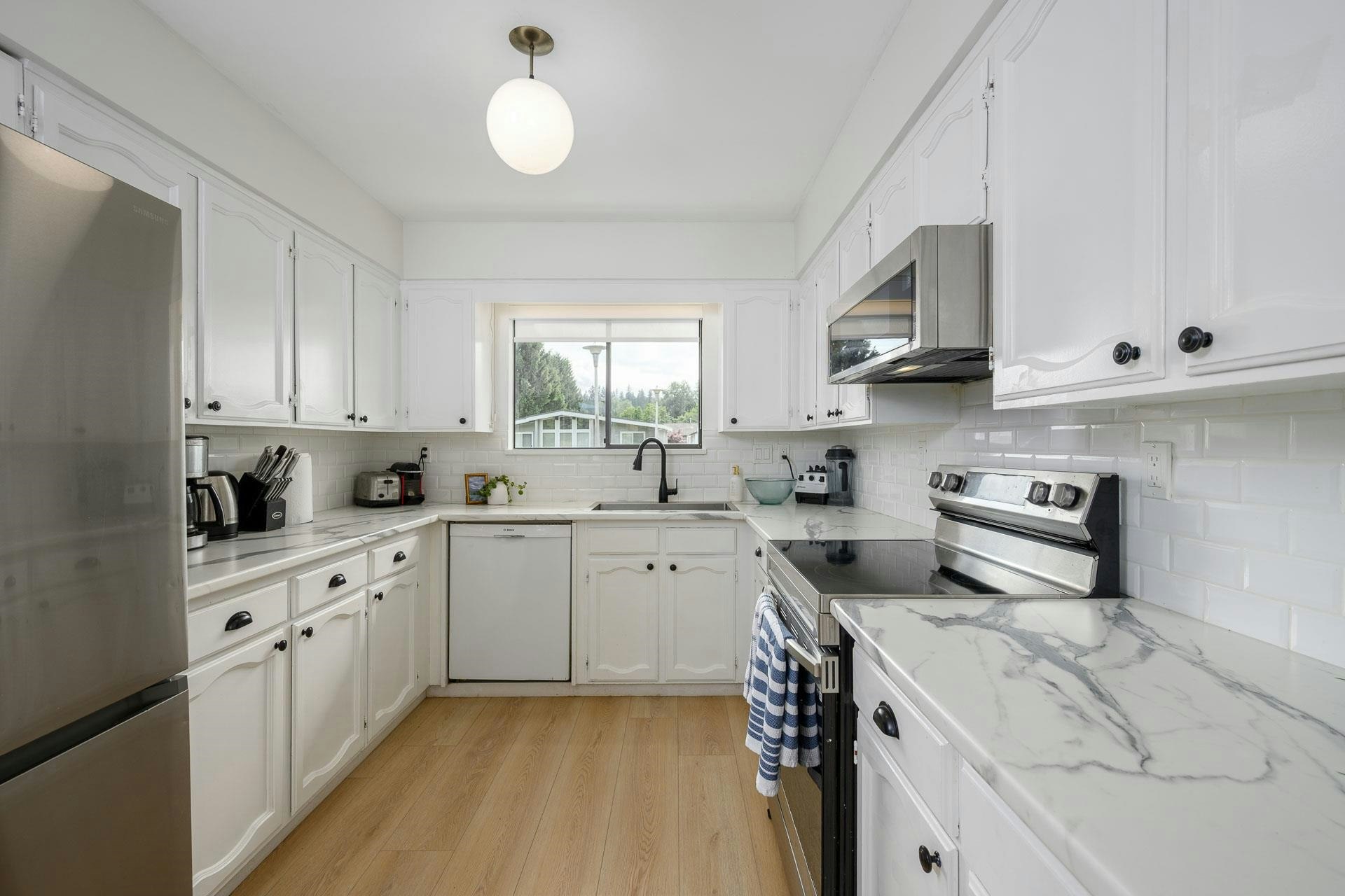 605 Allison Place, New Westminster, BC, V3L 5C1 - 10