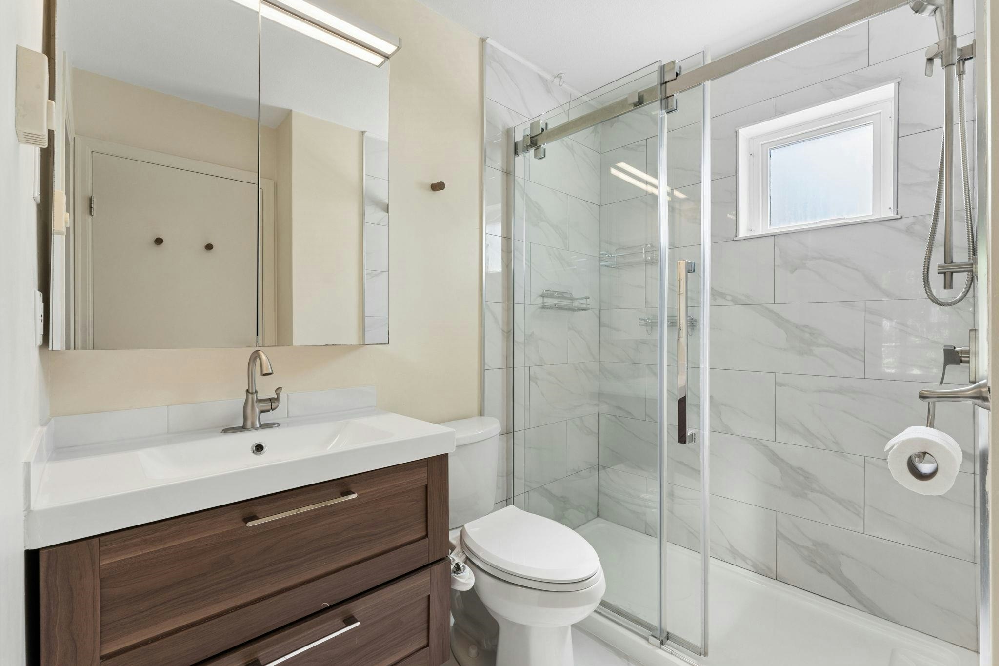 6702 Village Green, Burnaby, BC, V5E 4K7 - 13