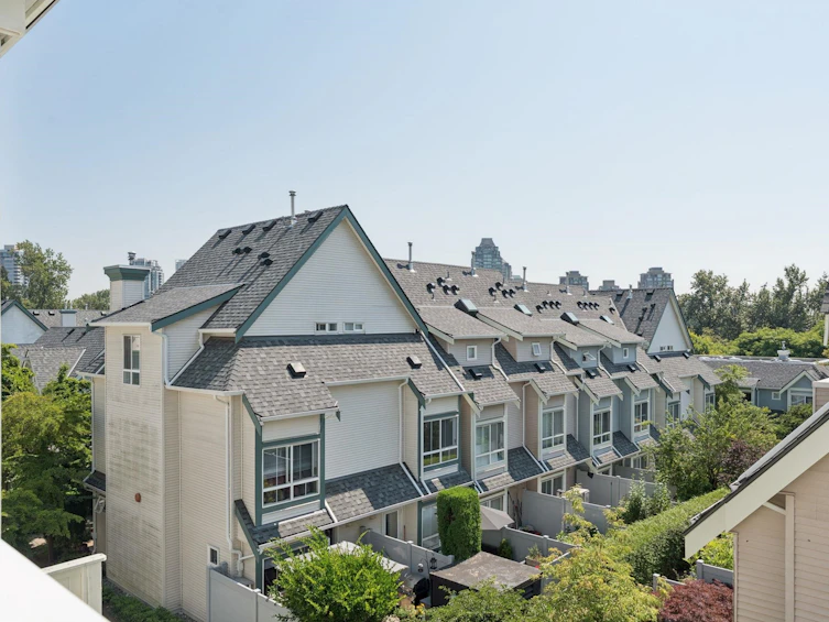 6702 Village Green, Burnaby, BC, V5E 4K7 - 17
