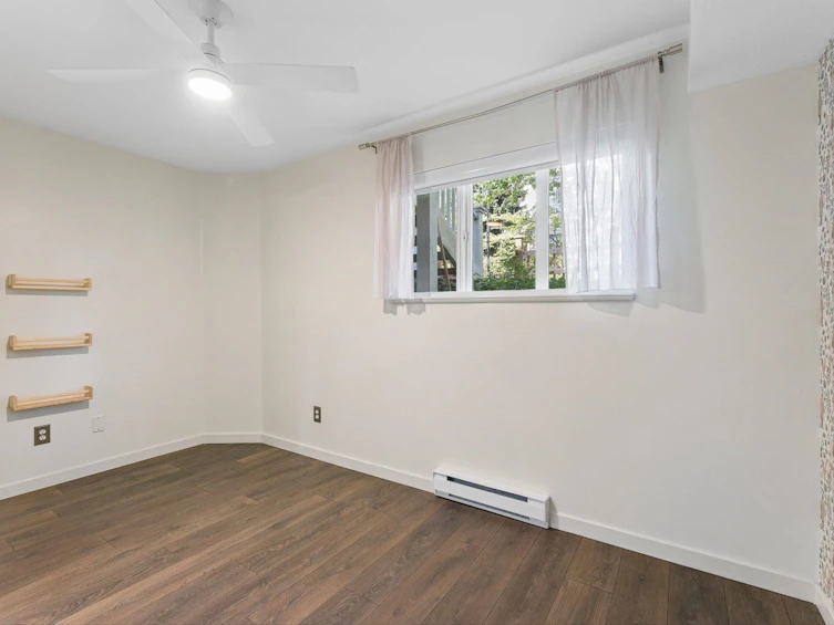 6702 Village Green, Burnaby, BC, V5E 4K7 - 20