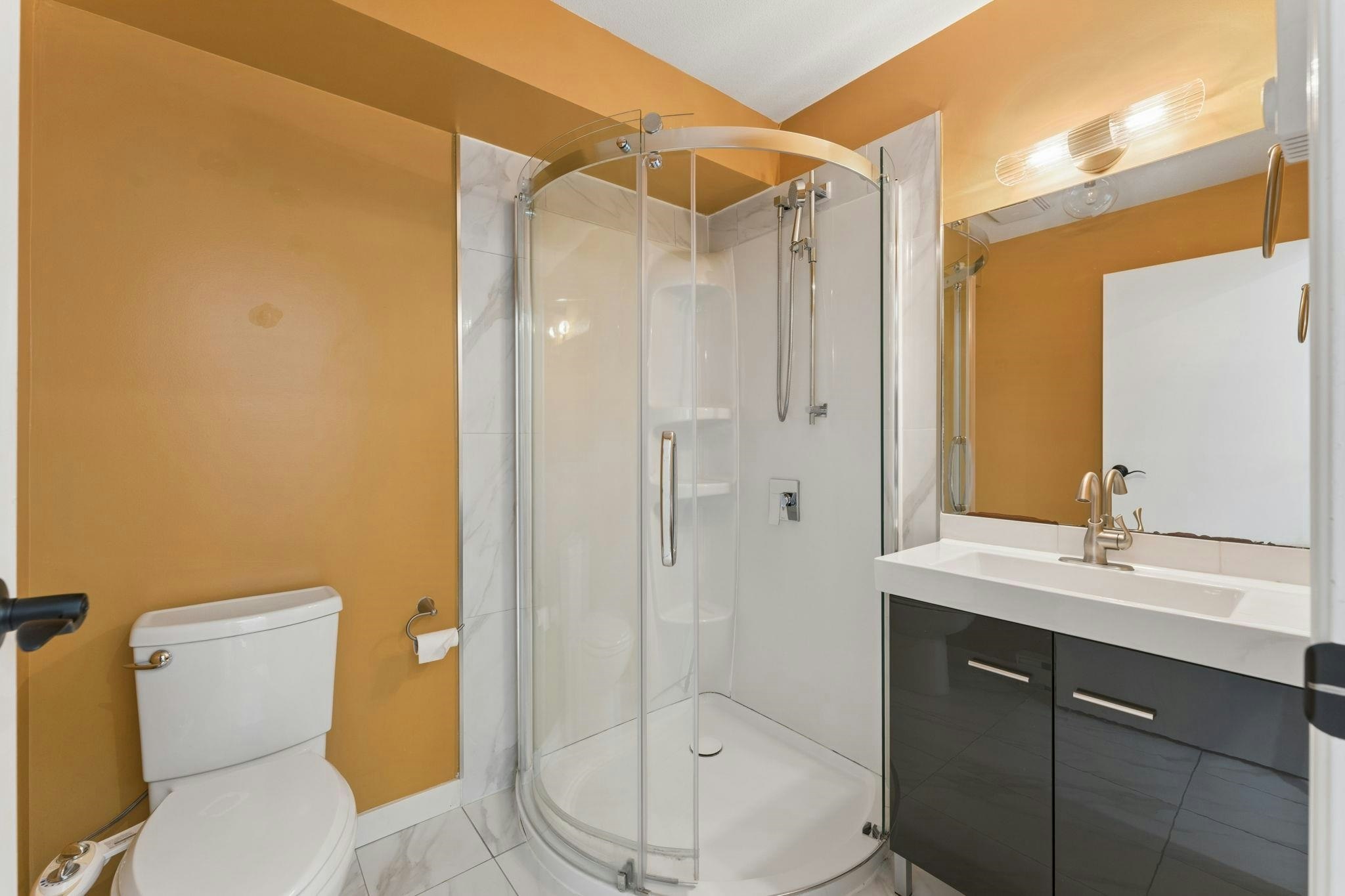 6702 Village Green, Burnaby, BC, V5E 4K7 - 21
