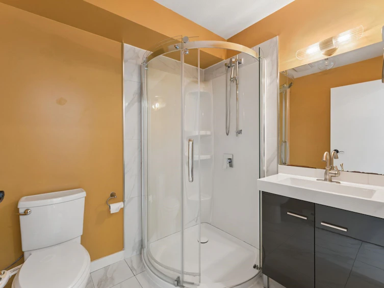 6702 Village Green, Burnaby, BC, V5E 4K7 - 21